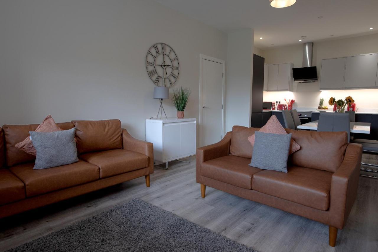 Pembroke Self Catering Apartments Bagian luar foto